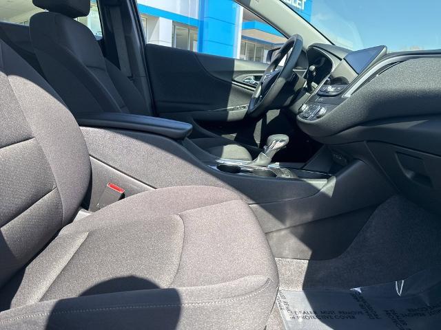 2025 Chevrolet Malibu Vehicle Photo in MANHATTAN, KS 66502-5036