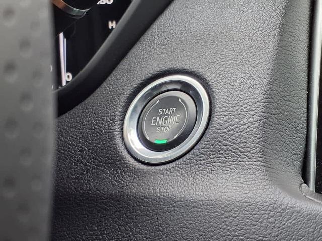 2022 Cadillac XT4 Vehicle Photo in San Antonio, TX 78230-1001