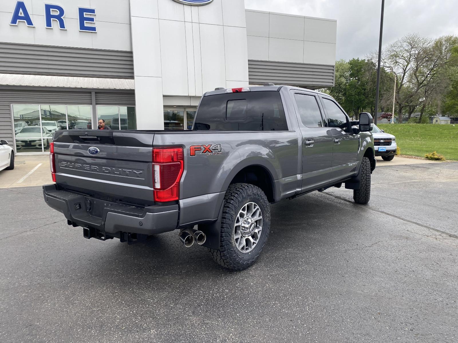 Used 2022 Ford F-350 Super Duty Lariat with VIN 1FT8W3BT0NEC87215 for sale in Marshall, MO