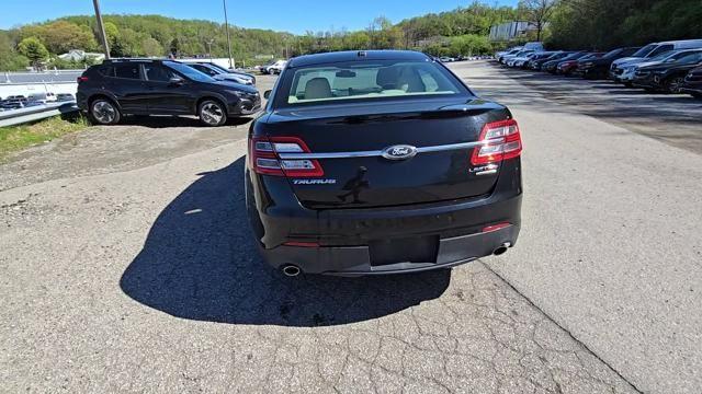 2017 Ford Taurus Vehicle Photo in Pleasant Hills, PA 15236