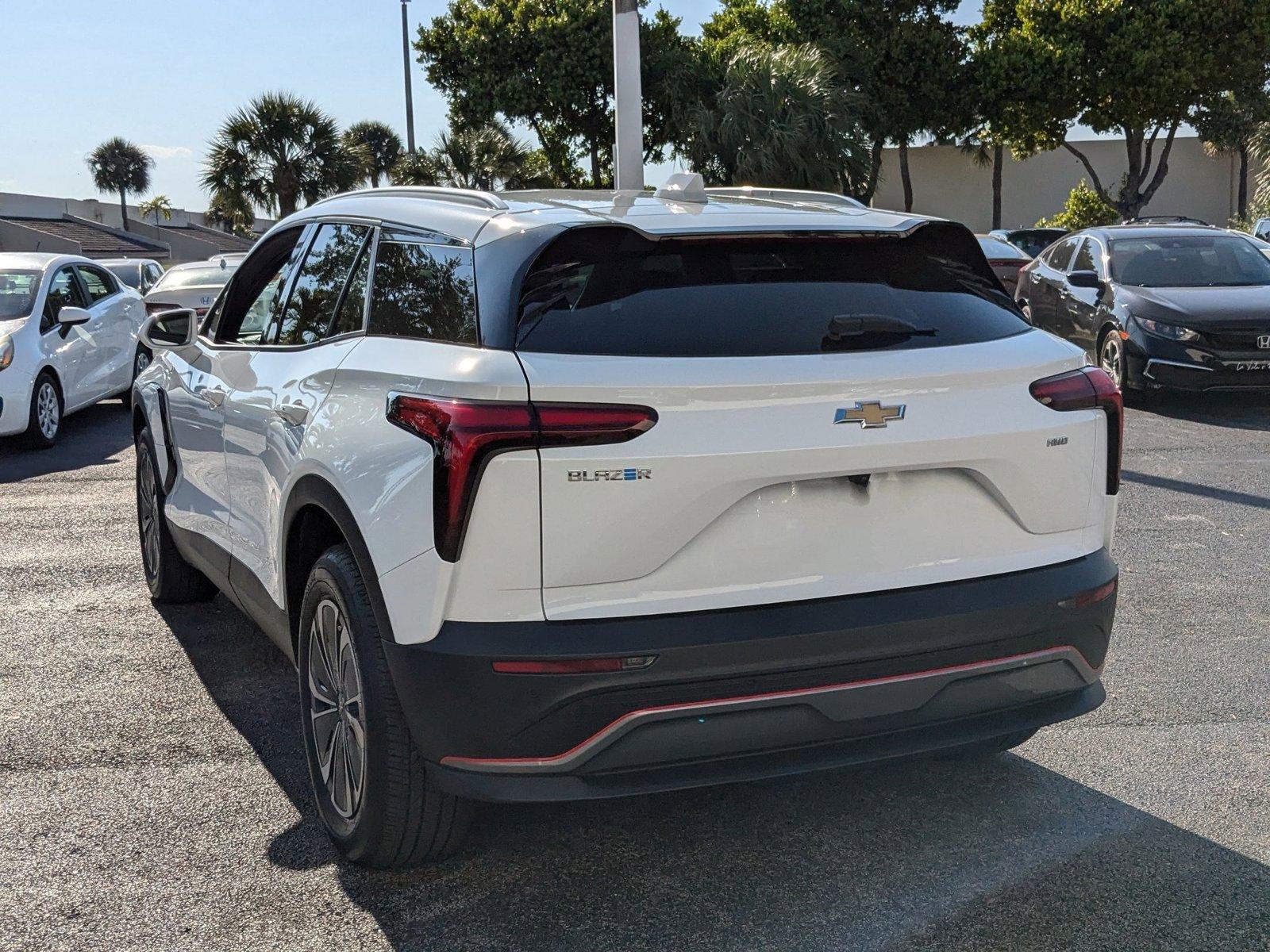 2024 Chevrolet Blazer EV Vehicle Photo in Miami, FL 33015