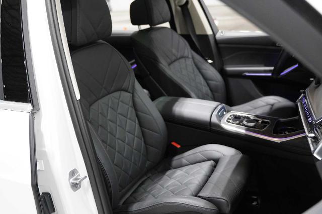 2025 BMW X7 xDrive40i Vehicle Photo in GRAPEVINE, TX 76051