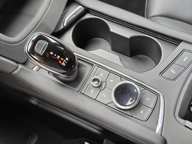2020 Cadillac XT5 Vehicle Photo in DENTON, TX 76210-9321