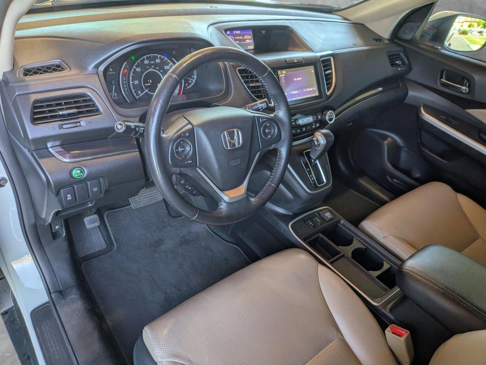 2016 Honda CR-V Vehicle Photo in Valencia, CA 91355-1794