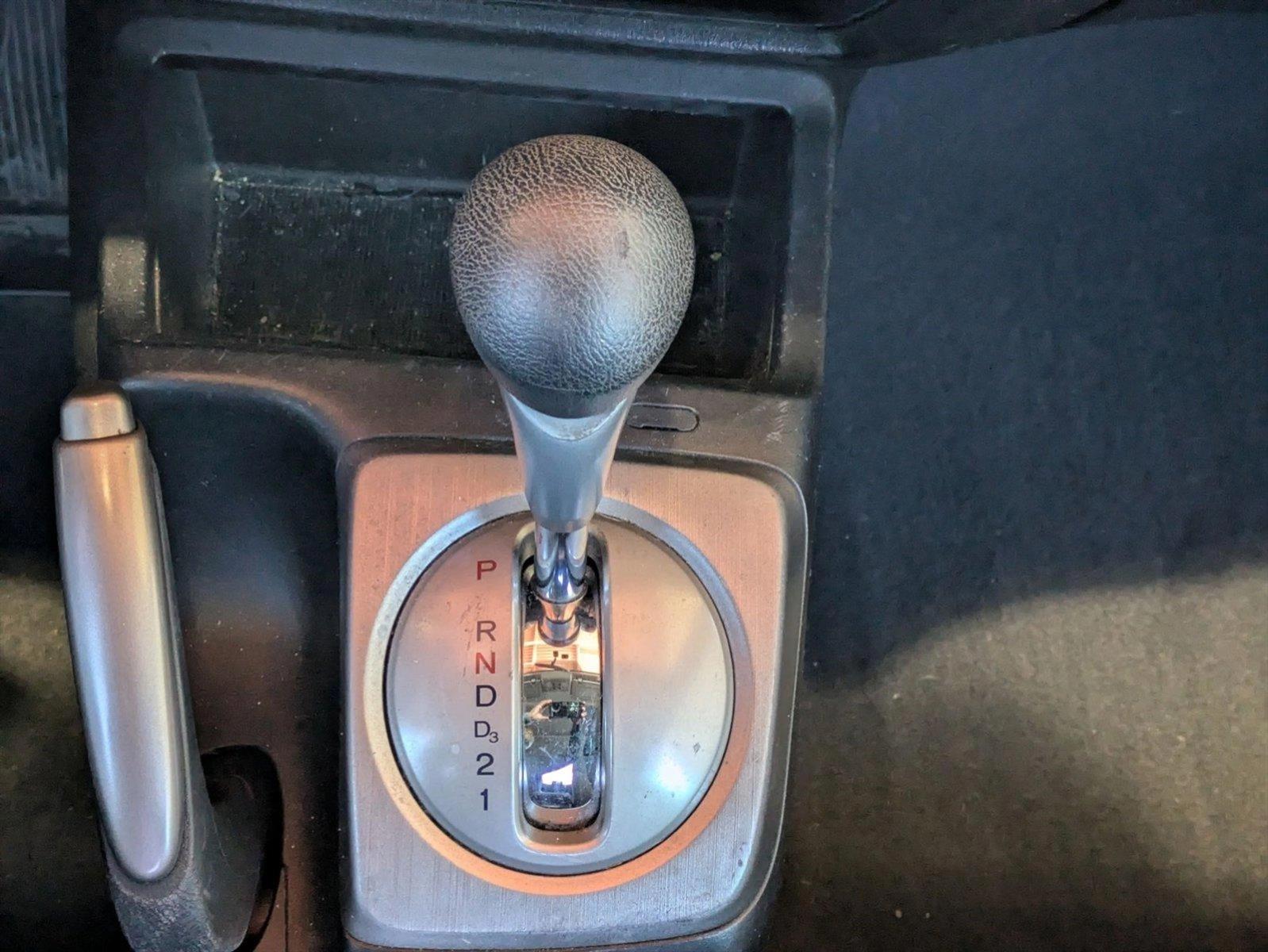 2010 Honda Civic Coupe Vehicle Photo in Valencia, CA 91355-1794