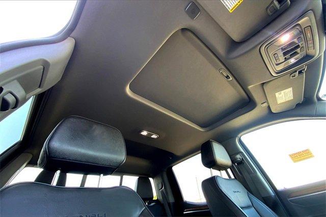 2022 GMC Sierra 1500 Vehicle Photo in TOPEKA, KS 66609-0000