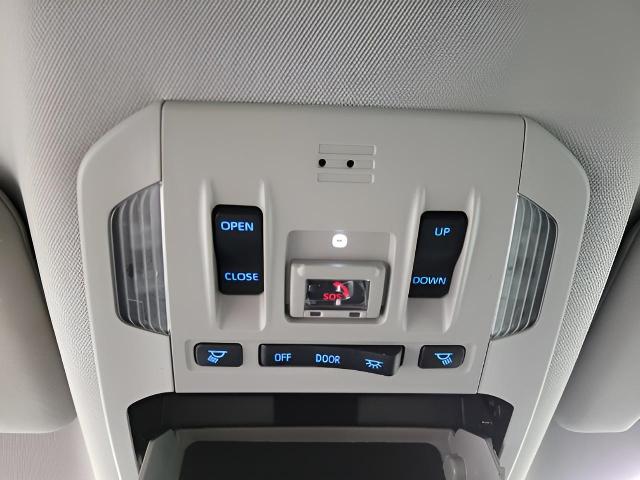 2022 Toyota Highlander Vehicle Photo in Oshkosh, WI 54904