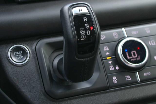 2020 Defender Vehicle Photo in SUGAR LAND, TX 77478
