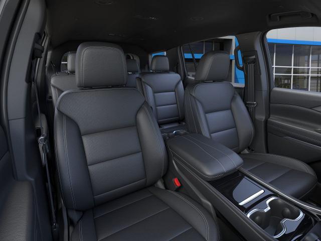 2025 Chevrolet Traverse Vehicle Photo in Roslyn, NY 11576