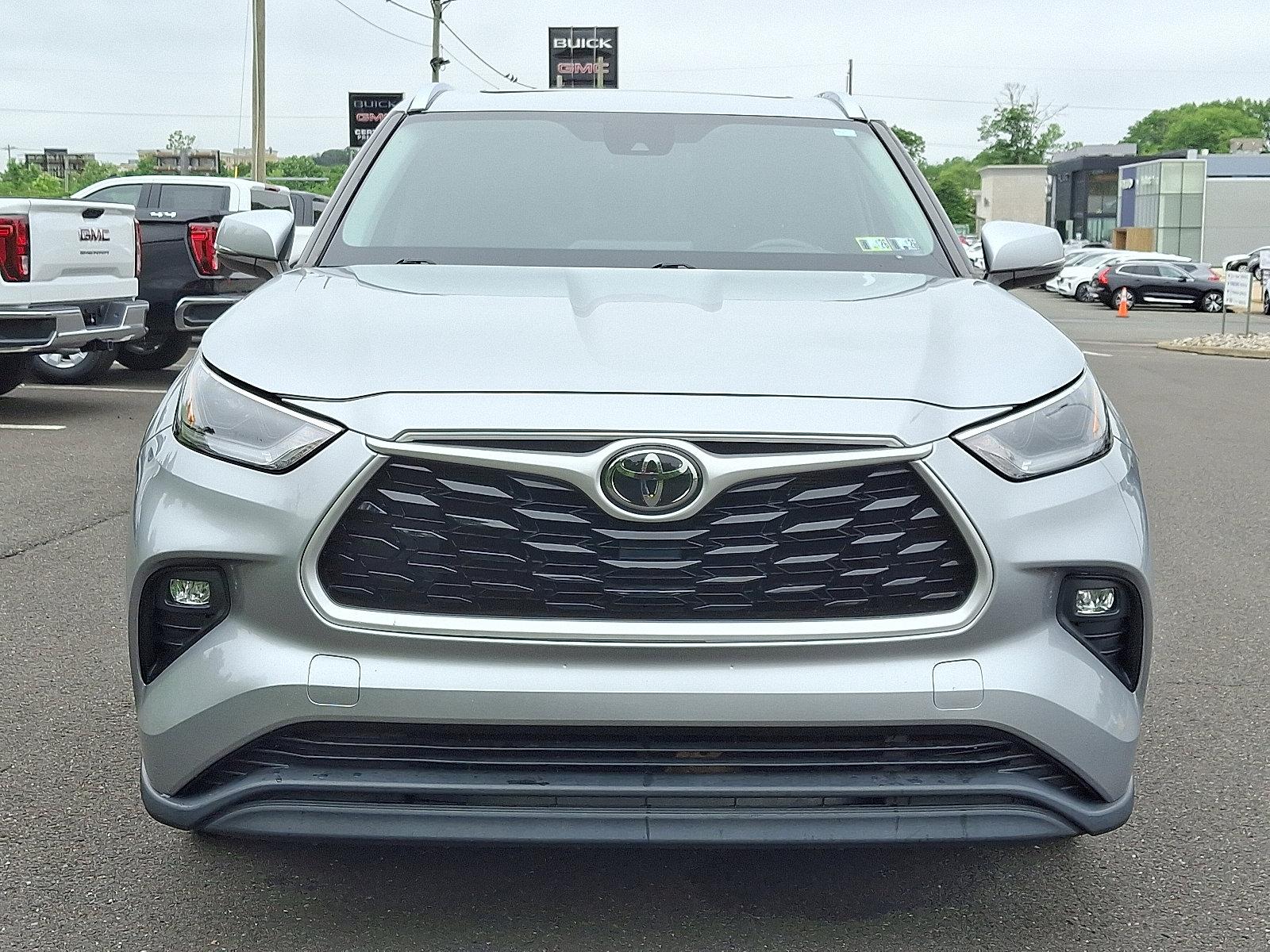 2021 Toyota Highlander Vehicle Photo in Trevose, PA 19053