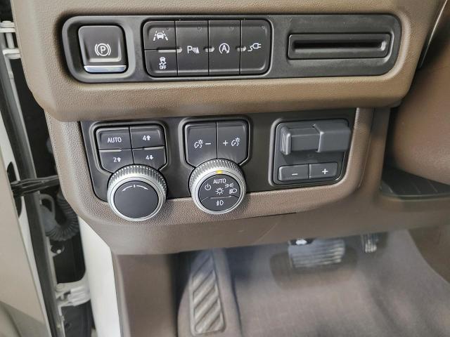 2021 GMC Yukon Vehicle Photo in APPLETON, WI 54914-8833