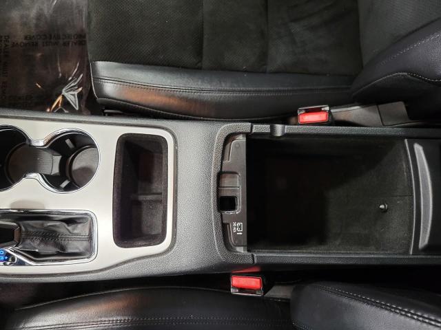 2017 Jeep Grand Cherokee Vehicle Photo in GREEN BAY, WI 54303-3330