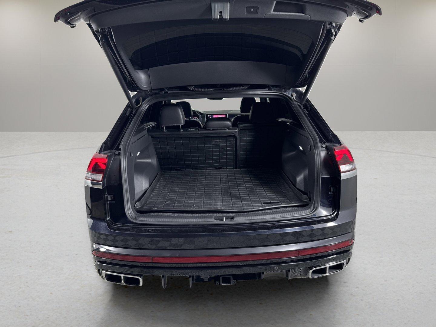 2024 Volkswagen Atlas Cross Sport Vehicle Photo in Georgetown, TX 78626