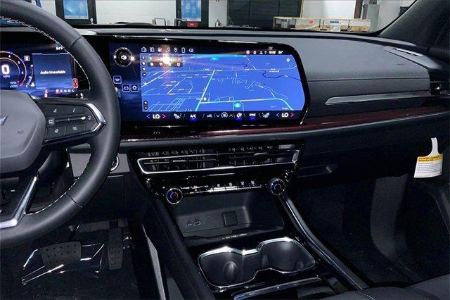2025 Chevrolet Traverse Vehicle Photo in KANSAS CITY, MO 64114-4502