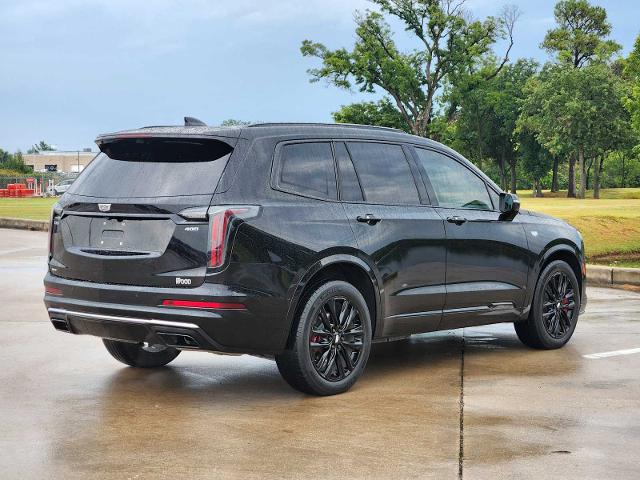 2022 Cadillac XT6 Vehicle Photo in DENTON, TX 76210-9321