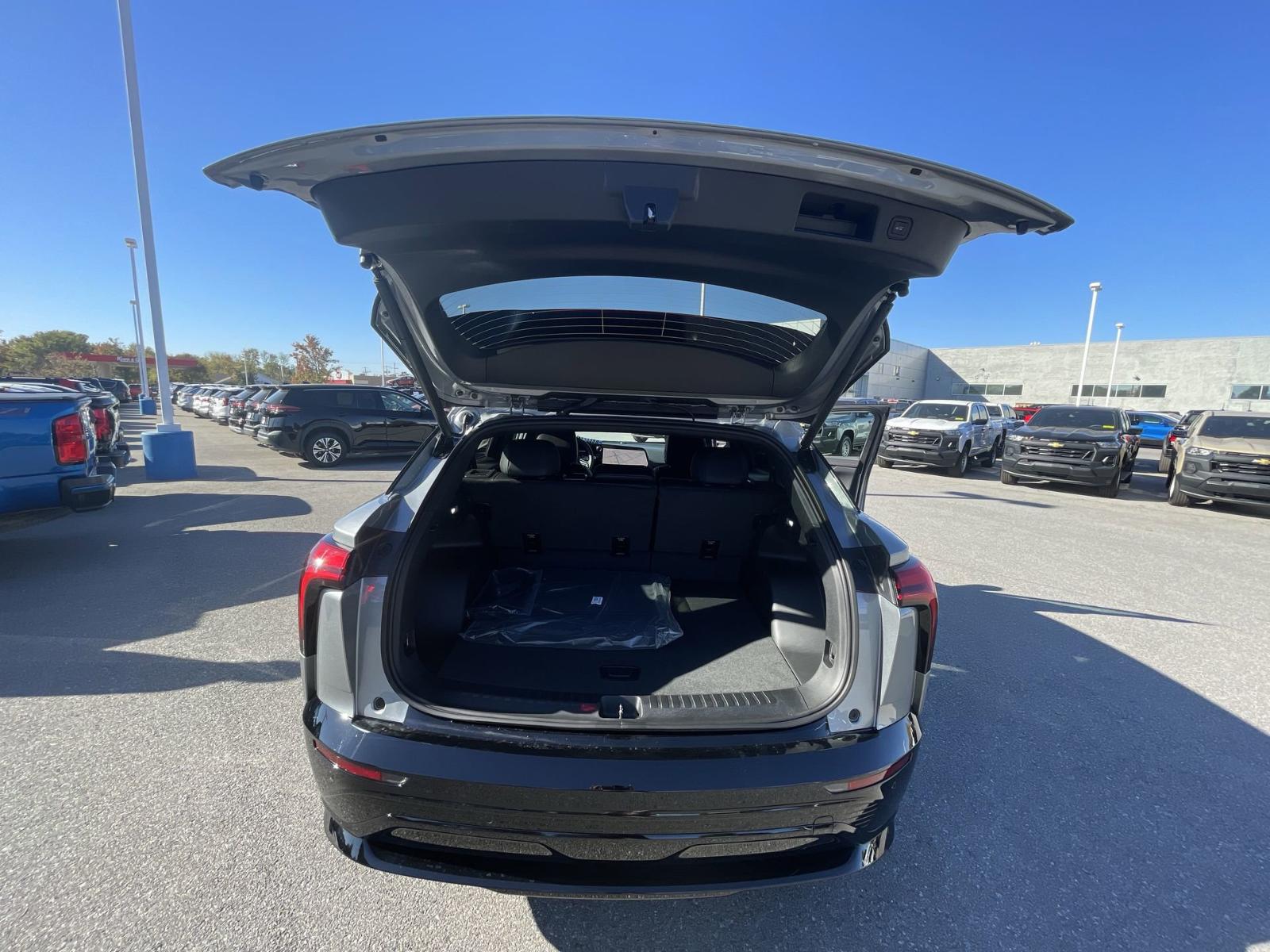 2025 Chevrolet Blazer EV Vehicle Photo in BENTONVILLE, AR 72712-4322