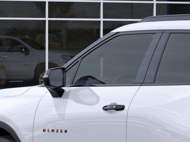 2025 Chevrolet Blazer Vehicle Photo in Roslyn, NY 11576