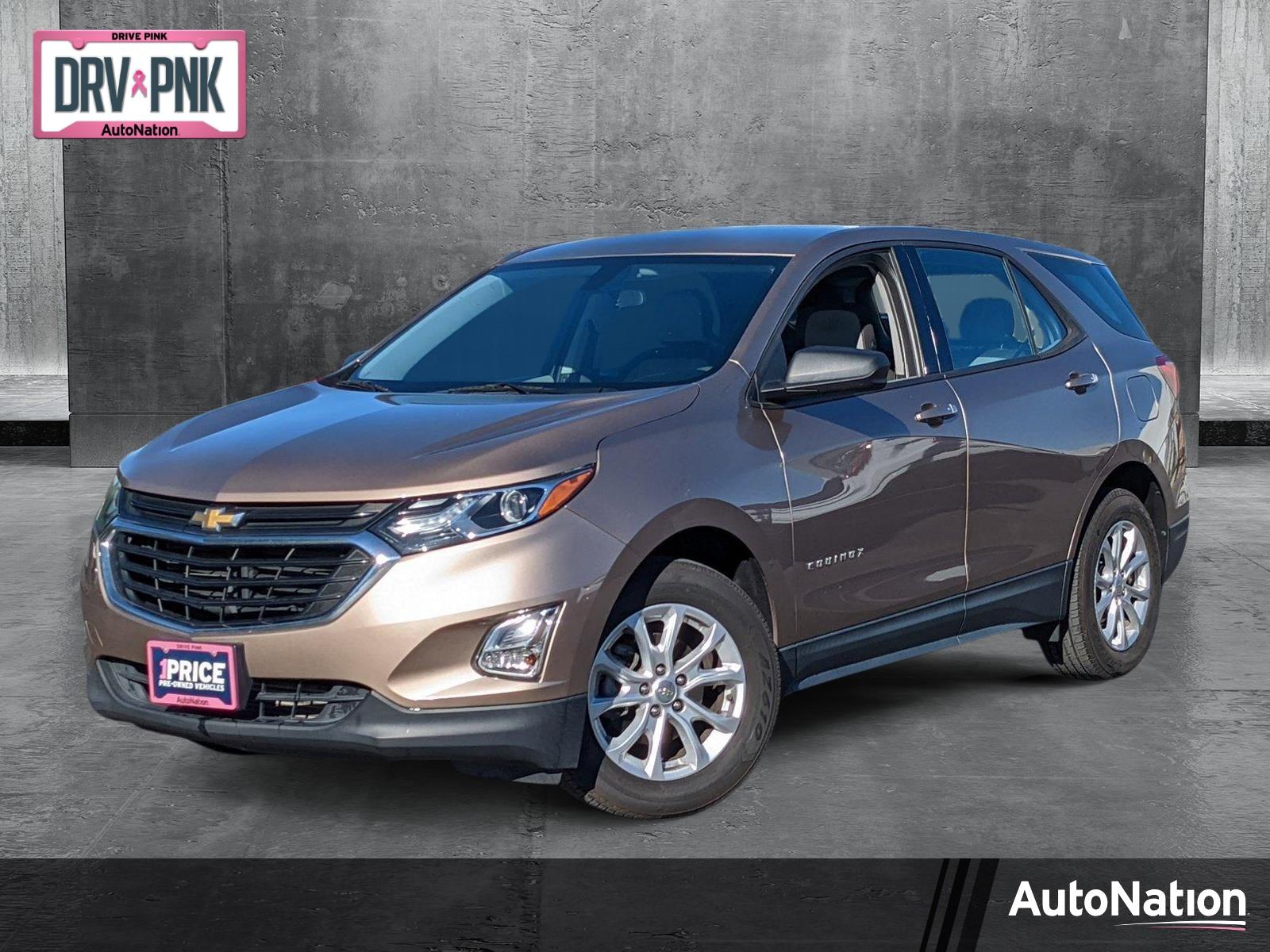 2019 Chevrolet Equinox Vehicle Photo in VALENCIA, CA 91355-1705