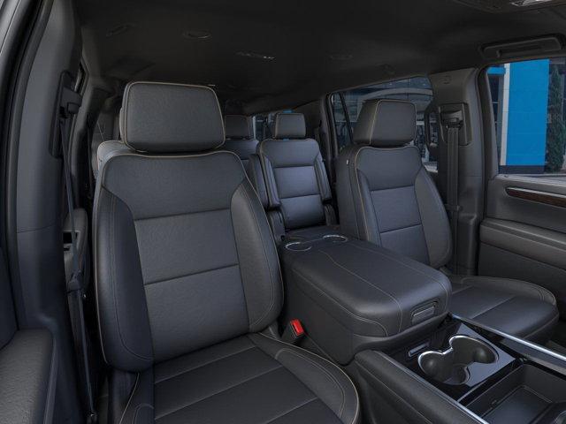 2025 Chevrolet Suburban Vehicle Photo in SUGAR LAND, TX 77478-0000