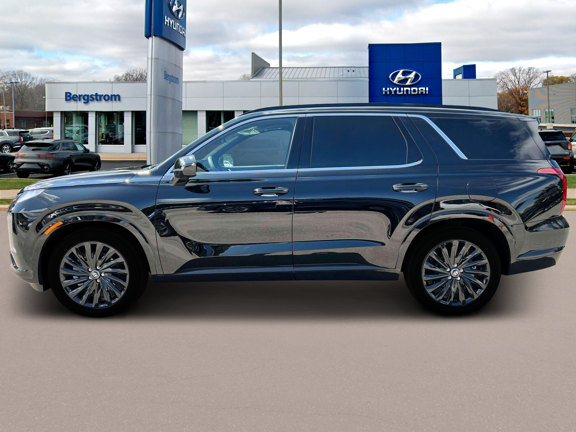 2025 Hyundai PALISADE Vehicle Photo in Green Bay, WI 54304