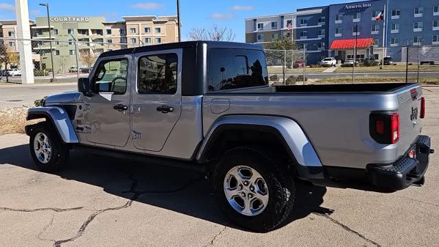 2021 Jeep Gladiator Vehicle Photo in San Angelo, TX 76901