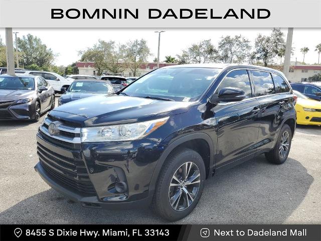 Used 2018 Toyota Highlander LE with VIN 5TDZZRFH3JS242696 for sale in Miami, FL