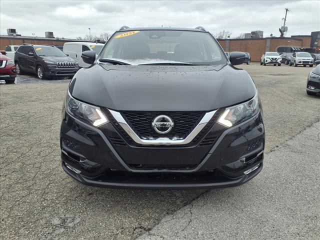 2021 Nissan Rogue Sport SV photo 2