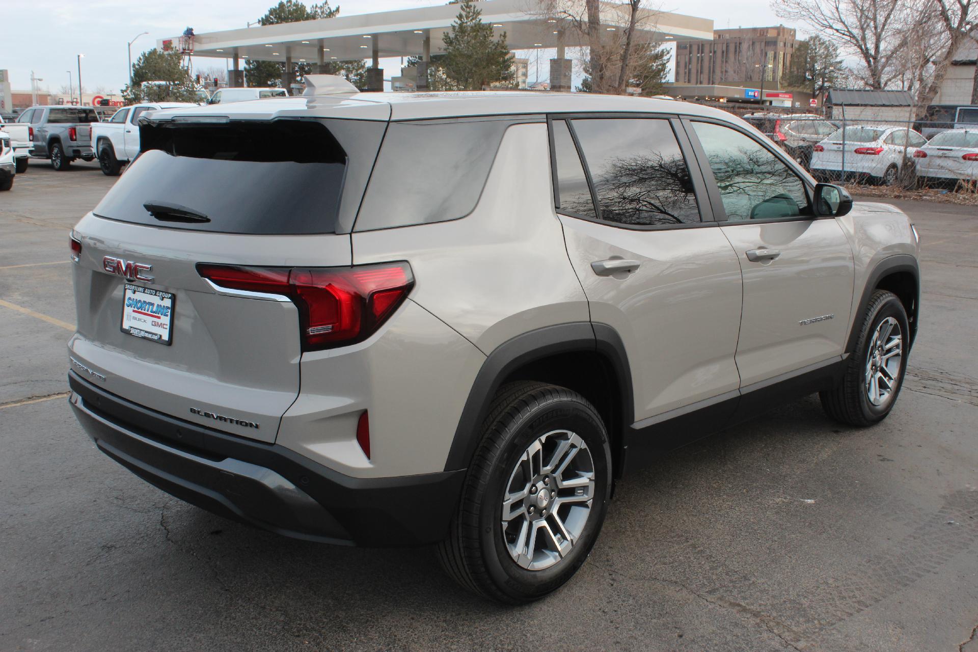 2025 GMC Terrain Vehicle Photo in AURORA, CO 80012-4011