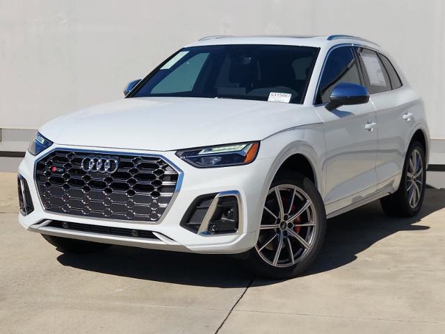 2025 Audi SQ5 Vehicle Photo in SUGAR LAND, TX 77478