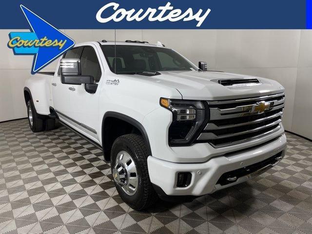 2025 Chevrolet Silverado 3500 HD Vehicle Photo in PHOENIX, AZ 85014-3381