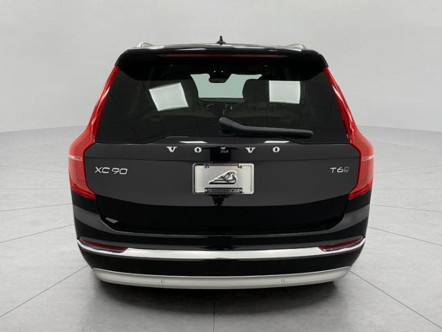 2022 Volvo XC90 Vehicle Photo in Appleton, WI 54913