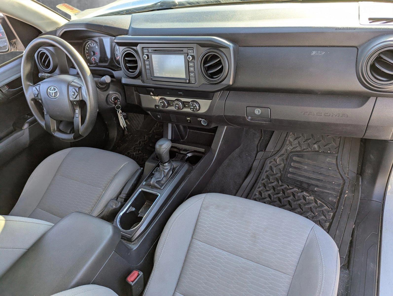 2019 Toyota Tacoma 2WD Vehicle Photo in Ft. Myers, FL 33907