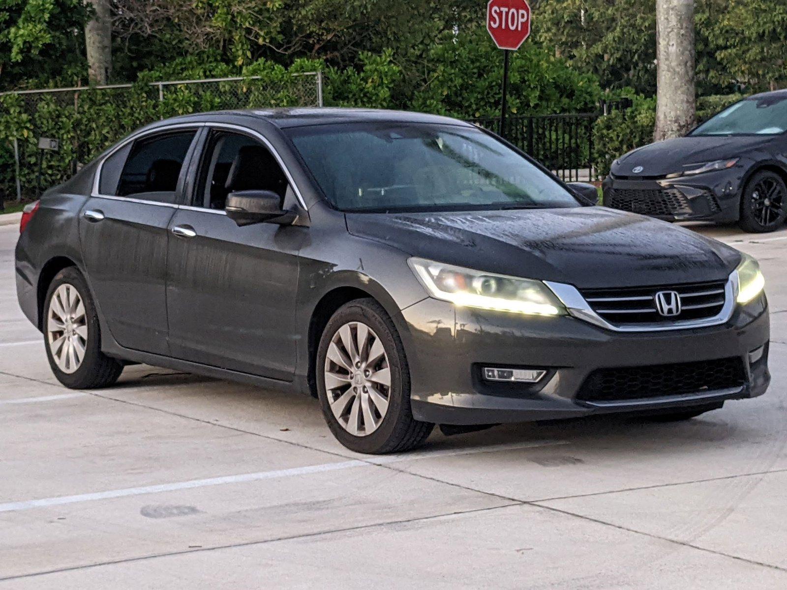 2013 Honda Accord Sedan Vehicle Photo in Davie, FL 33331