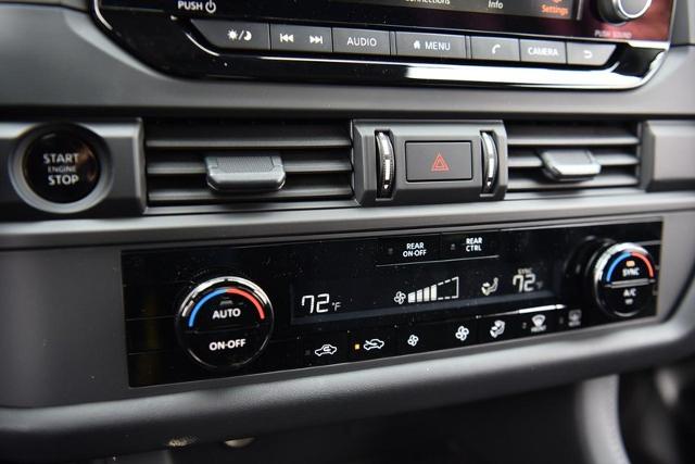 2025 Nissan Pathfinder Vehicle Photo in Ballwin, MO 63011