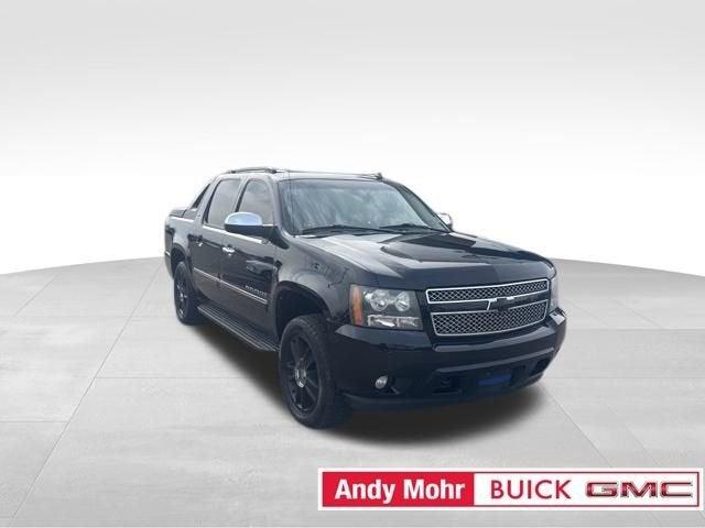 2010 Chevrolet Avalanche Vehicle Photo in Fishers, IN 46038