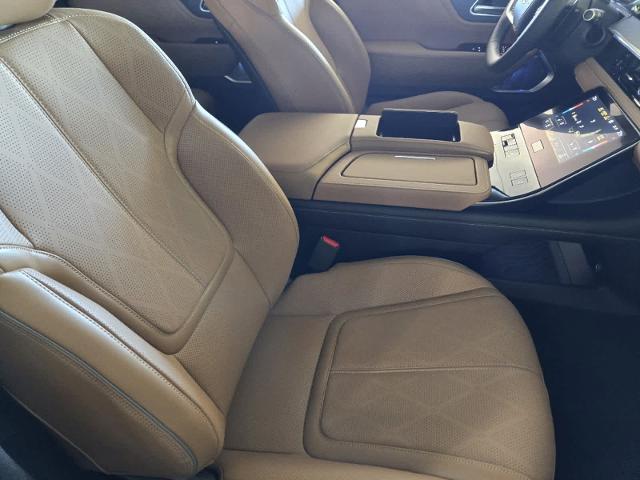 2025 INFINITI QX80 Vehicle Photo in DALLAS, TX 75209