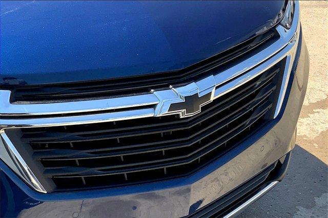 2022 Chevrolet Equinox Vehicle Photo in TOPEKA, KS 66609-0000
