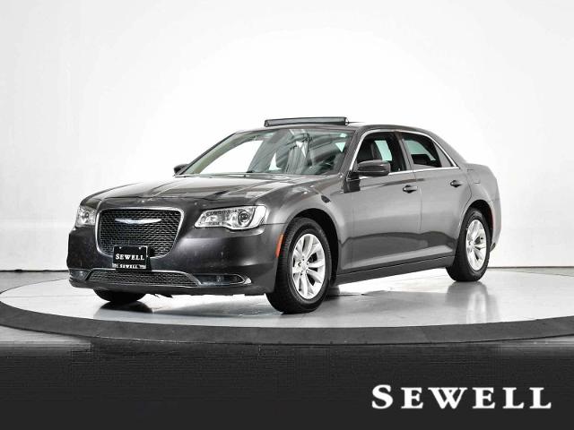 2016 Chrysler 300 Vehicle Photo in DALLAS, TX 75235
