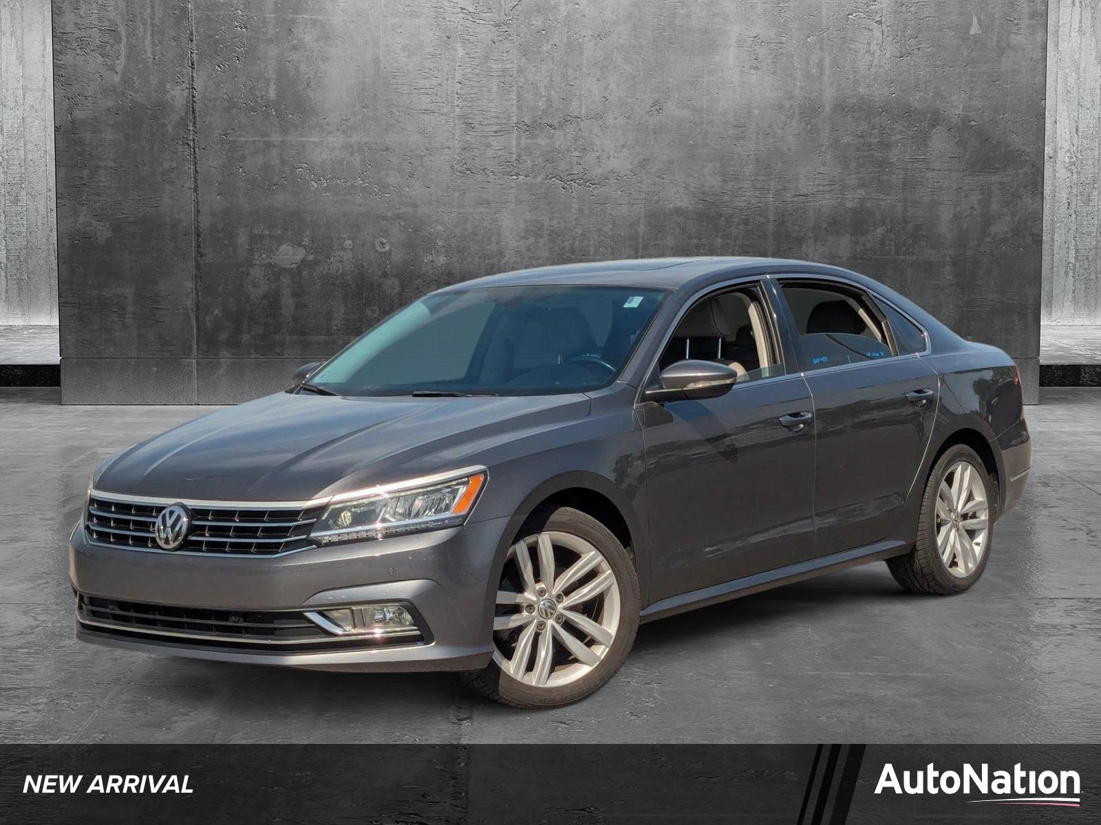 2018 Volkswagen Passat Vehicle Photo in St. Petersburg, FL 33713