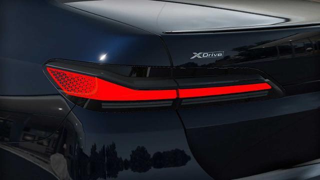 2025 BMW 760i xDrive Vehicle Photo in GRAPEVINE, TX 76051