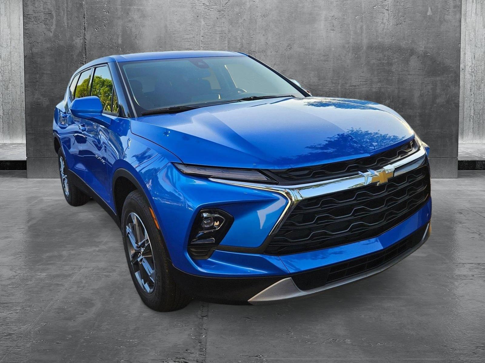 2025 Chevrolet Blazer Vehicle Photo in GREENACRES, FL 33463-3207