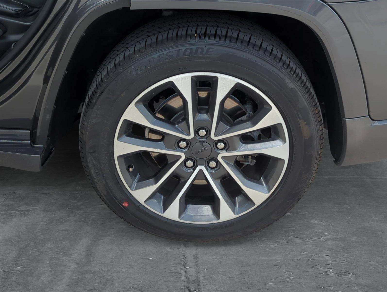 2021 Jeep Grand Cherokee L Vehicle Photo in Pembroke Pines, FL 33027