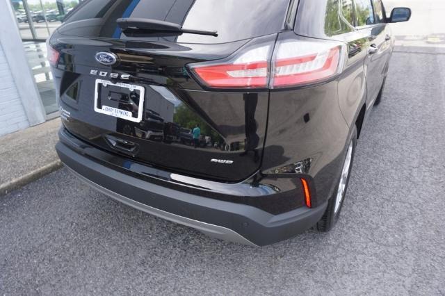 2023 Ford Edge Vehicle Photo in FAIRMONT, WV 26554-2318