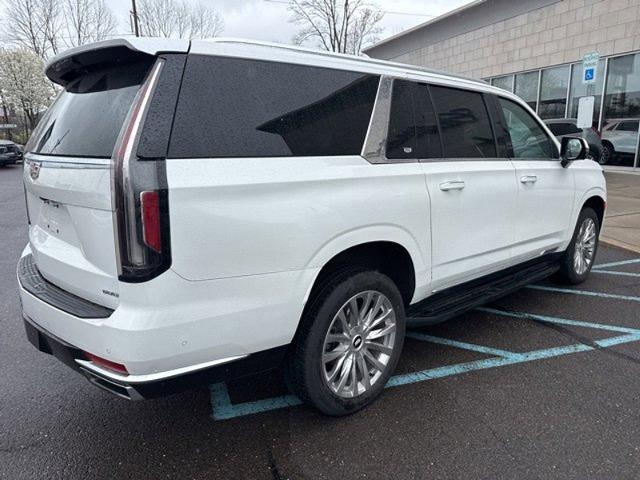 2022 Cadillac Escalade ESV Vehicle Photo in TREVOSE, PA 19053-4984