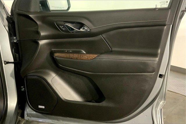 2023 GMC Acadia Vehicle Photo in KANSAS CITY, MO 64114-4545