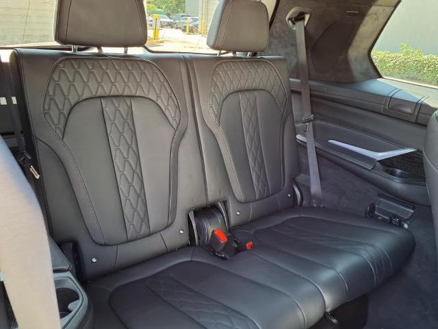 2021 BMW X7 M50i Vehicle Photo in Tampa, FL 33612