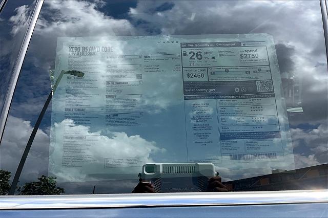 2025 Volvo XC90 Vehicle Photo in Houston, TX 77007