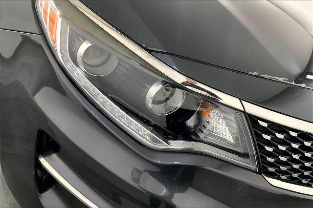 2017 Kia Optima Vehicle Photo in Lees Summit, MO 64086