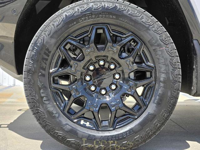 2025 GMC HUMMER EV SUV Vehicle Photo in DALLAS, TX 75209-3016