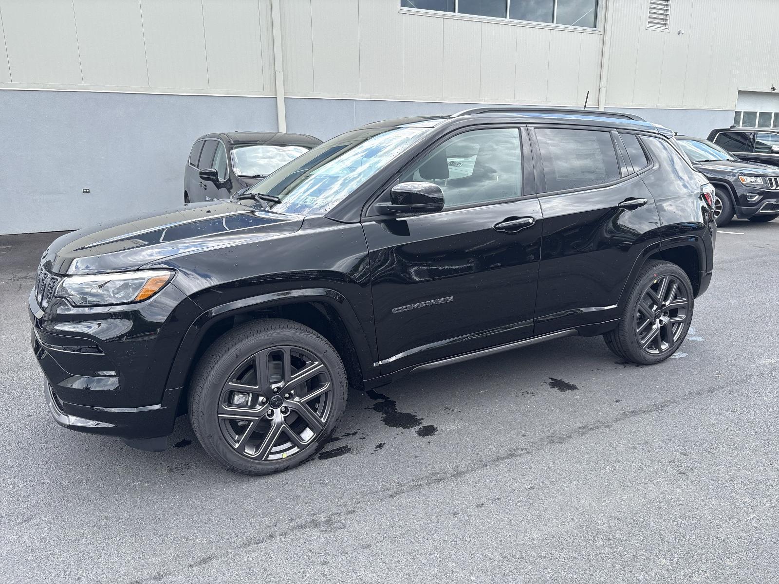 2025 Jeep Compass Vehicle Photo in Mechanicsburg, PA 17050-1707